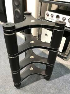 Clearaudio Innovation Series Stand (Schwarz Lack/Silber)